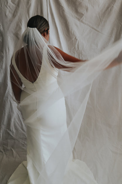 RIBBON EDGE VEILS